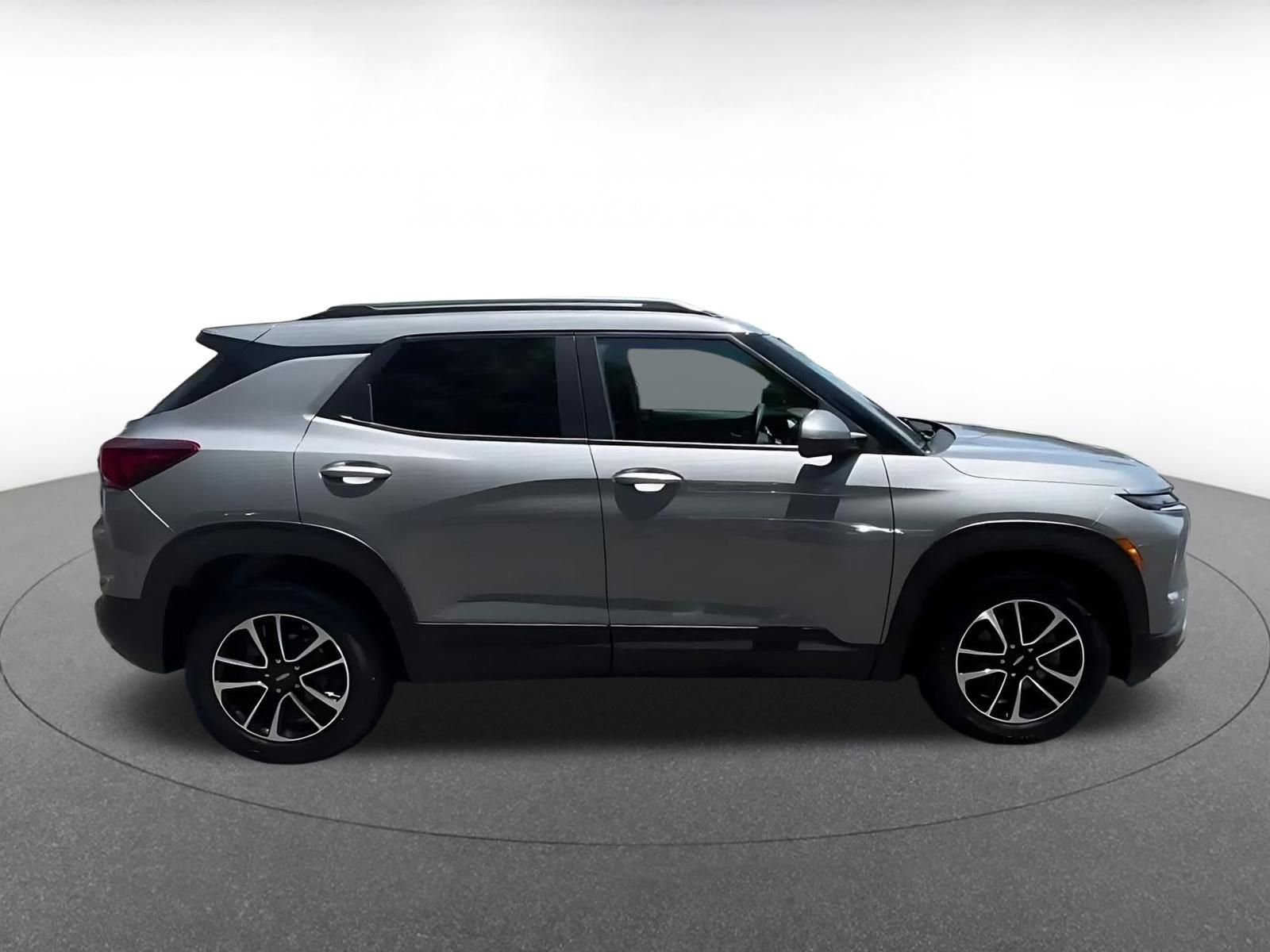 Thumbnail: 2025 Chevrolet TrailBlazer - 16