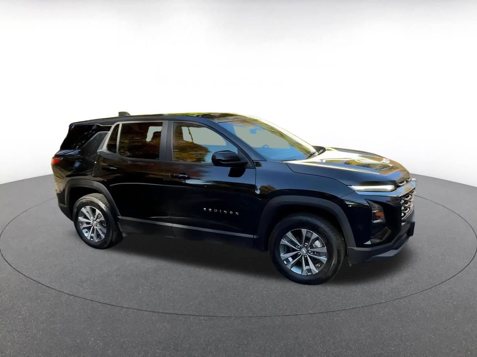 Thumbnail: 2025 Chevrolet Equinox - 2