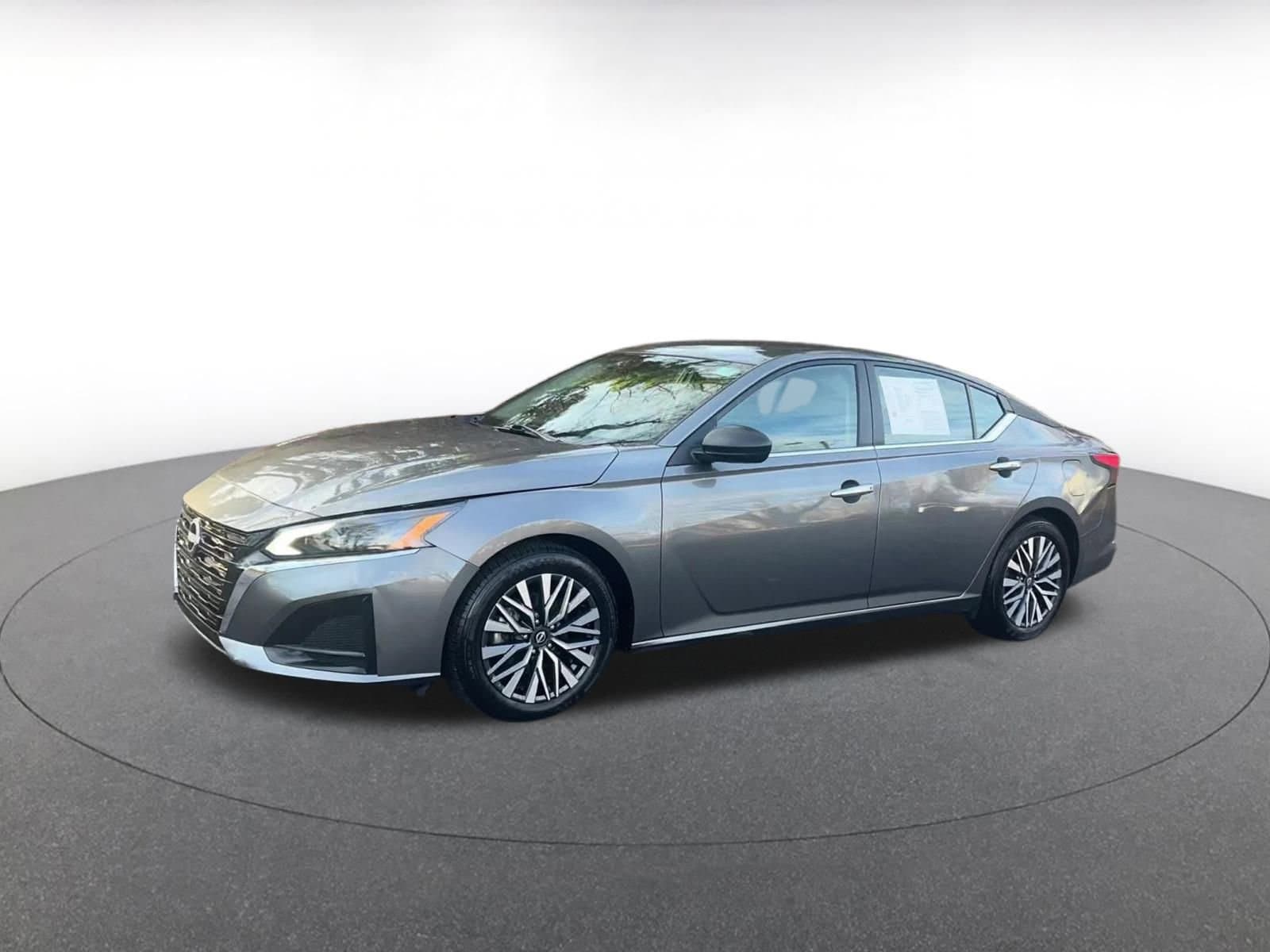 Thumbnail: 2025 Nissan Altima - 8