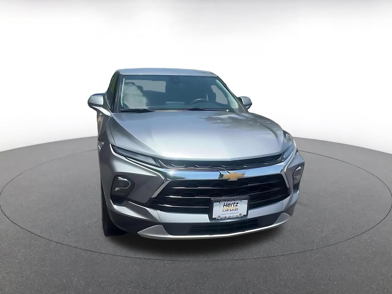 Thumbnail: 2025 Chevrolet Blazer - 3