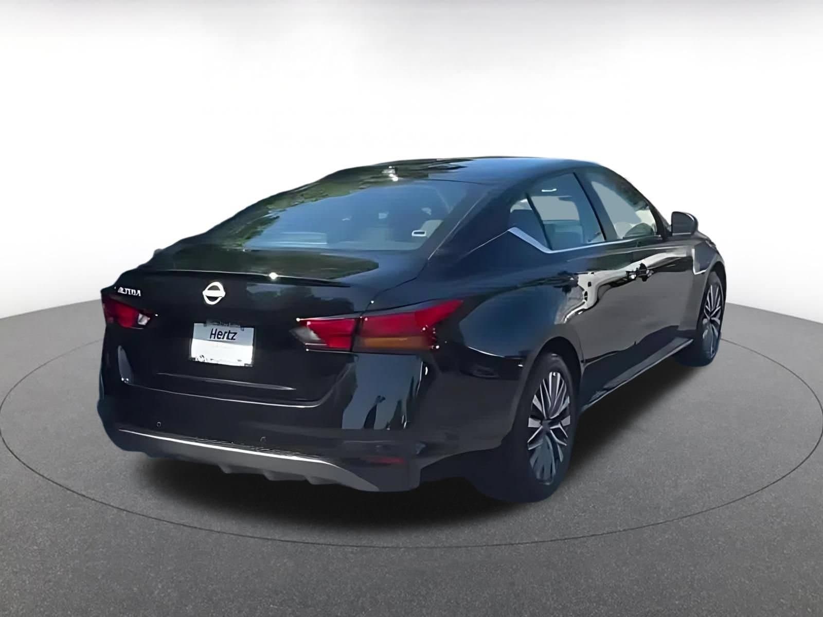 Thumbnail: 2026 Nissan Altima - 8
