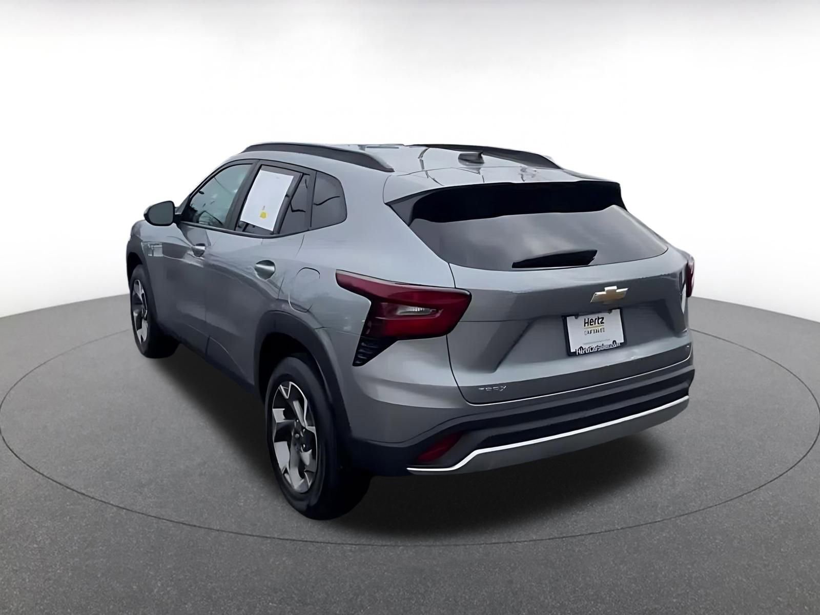 Thumbnail: 2025 Chevrolet Trax - 11