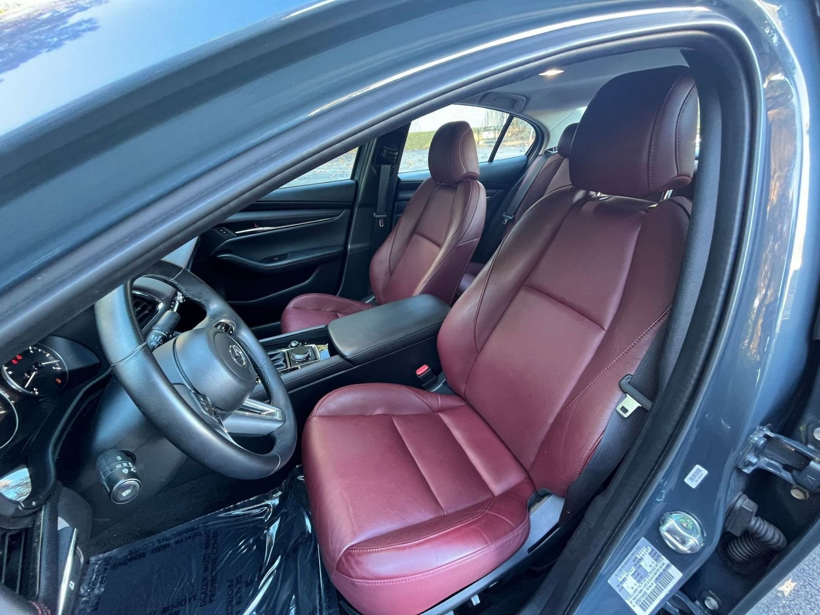 Thumbnail: 2025 Mazda Mazda3 - 31