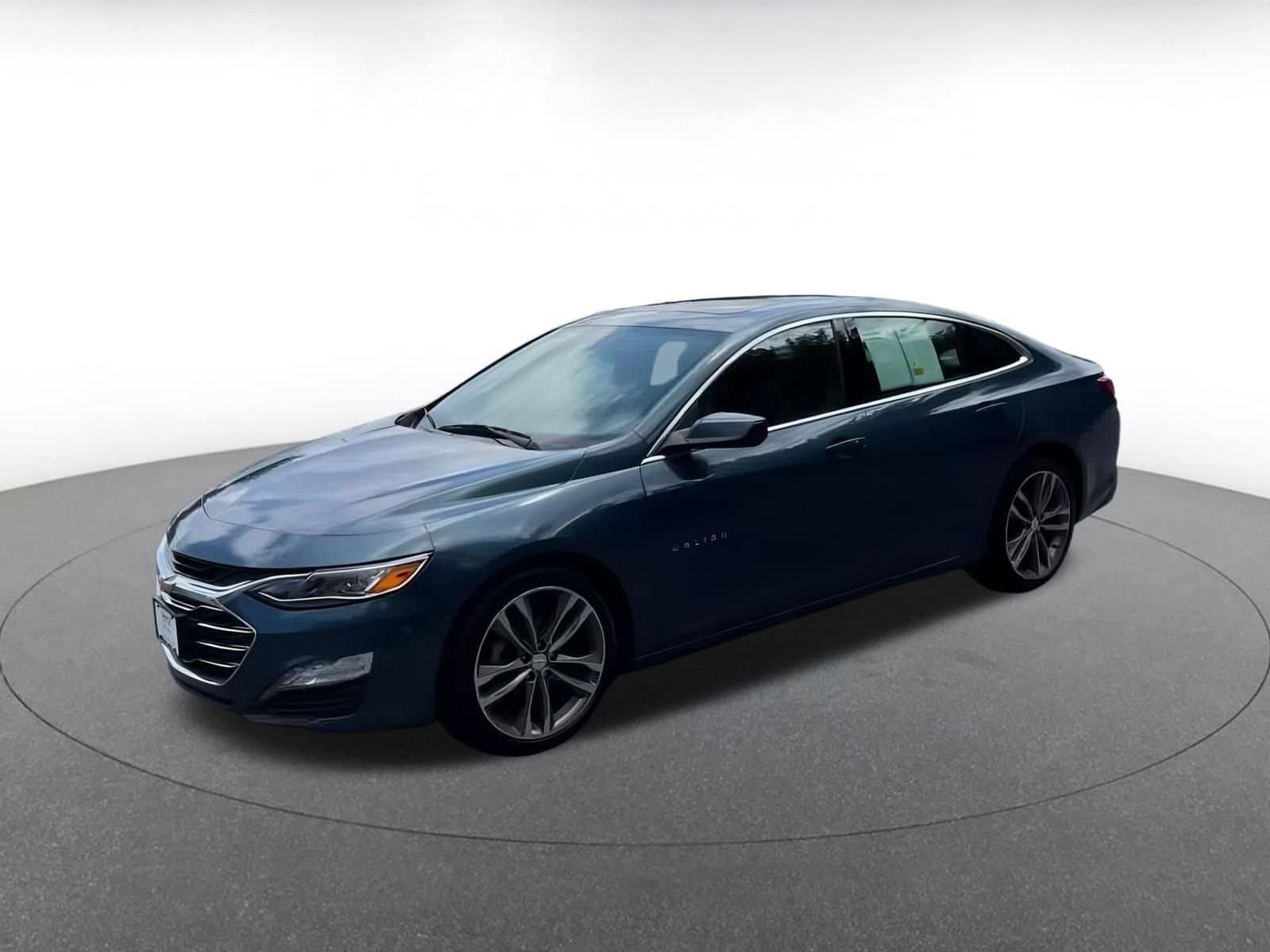 Thumbnail: 2024 Chevrolet Malibu - 7