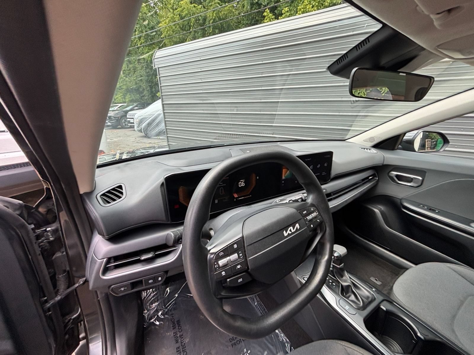 Thumbnail: 2025 Kia K4 - 29