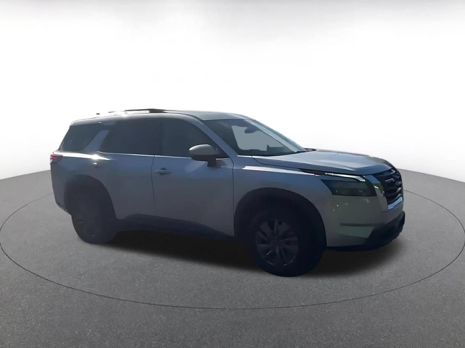 Thumbnail: 2025 Nissan Pathfinder - 2