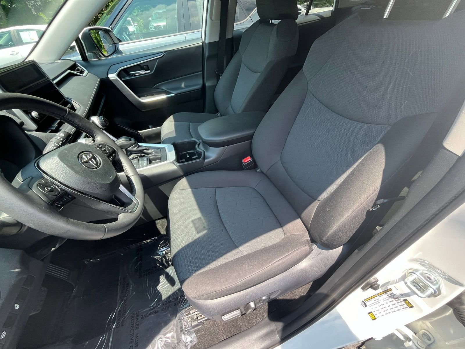Thumbnail: 2024 Toyota RAV4 - 30