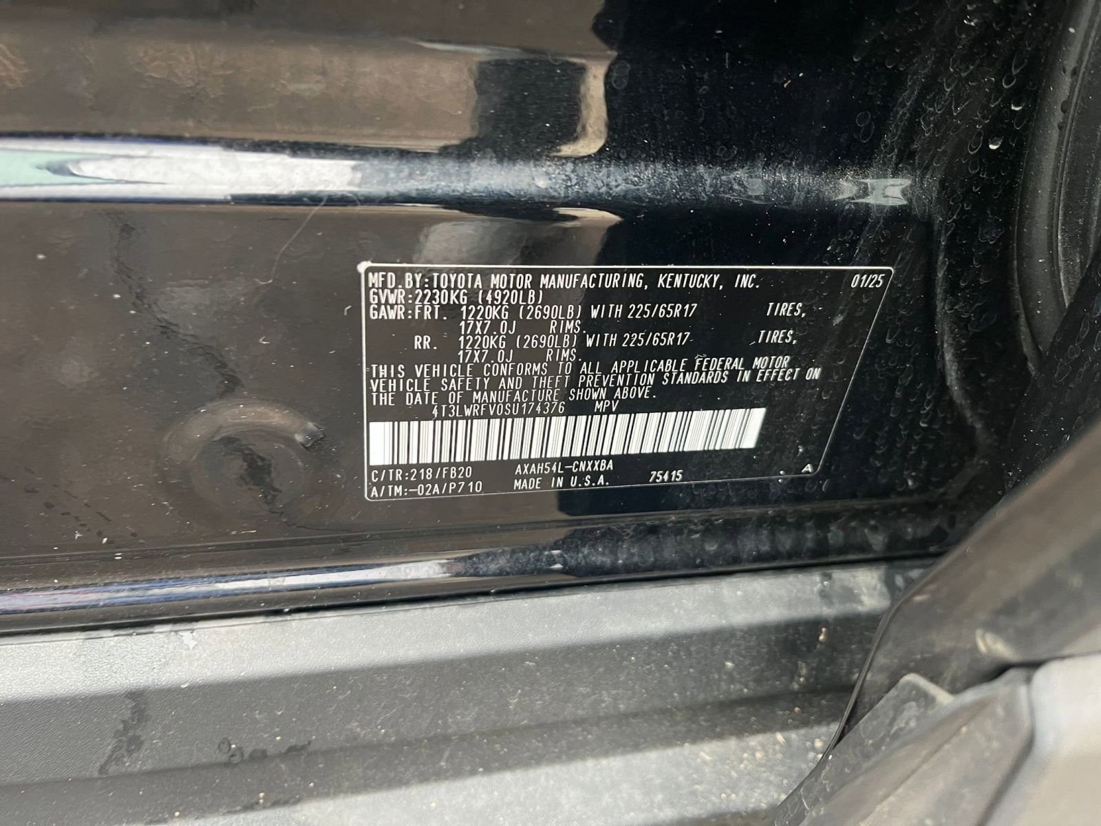 Thumbnail: 2025 Toyota RAV4 - 22