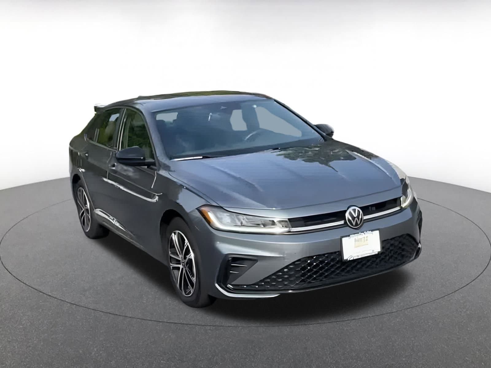Thumbnail: 2025 Volkswagen Jetta - 8