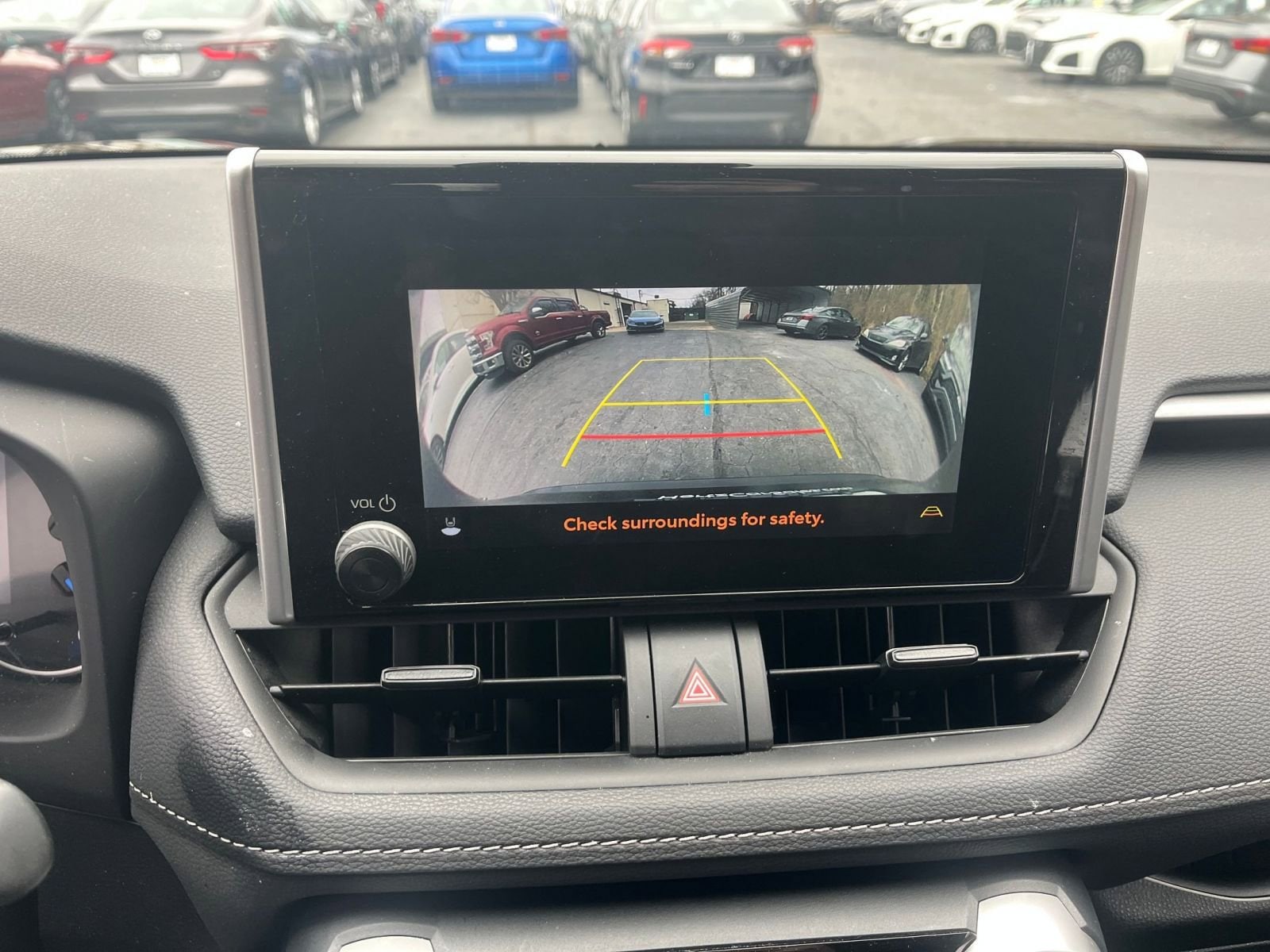 Thumbnail: 2025 Toyota RAV4 - 17