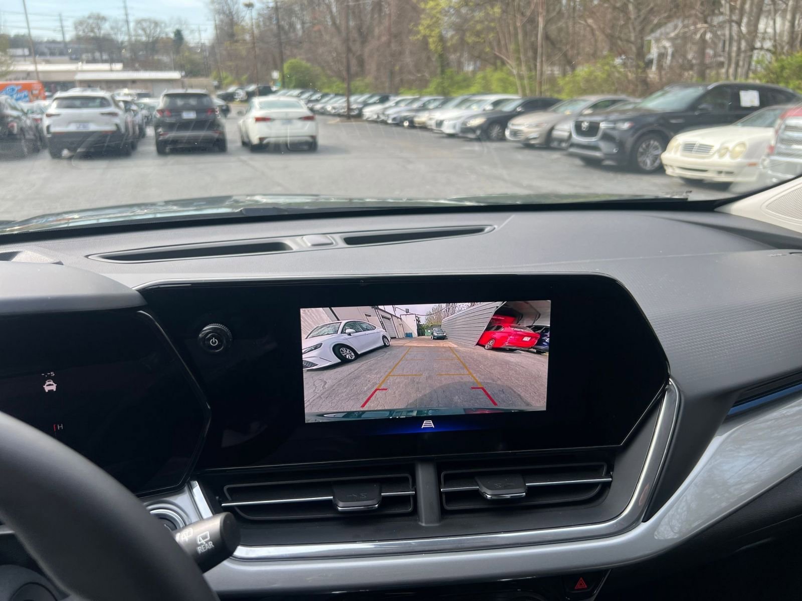 Thumbnail: 2025 Chevrolet Trax - 20