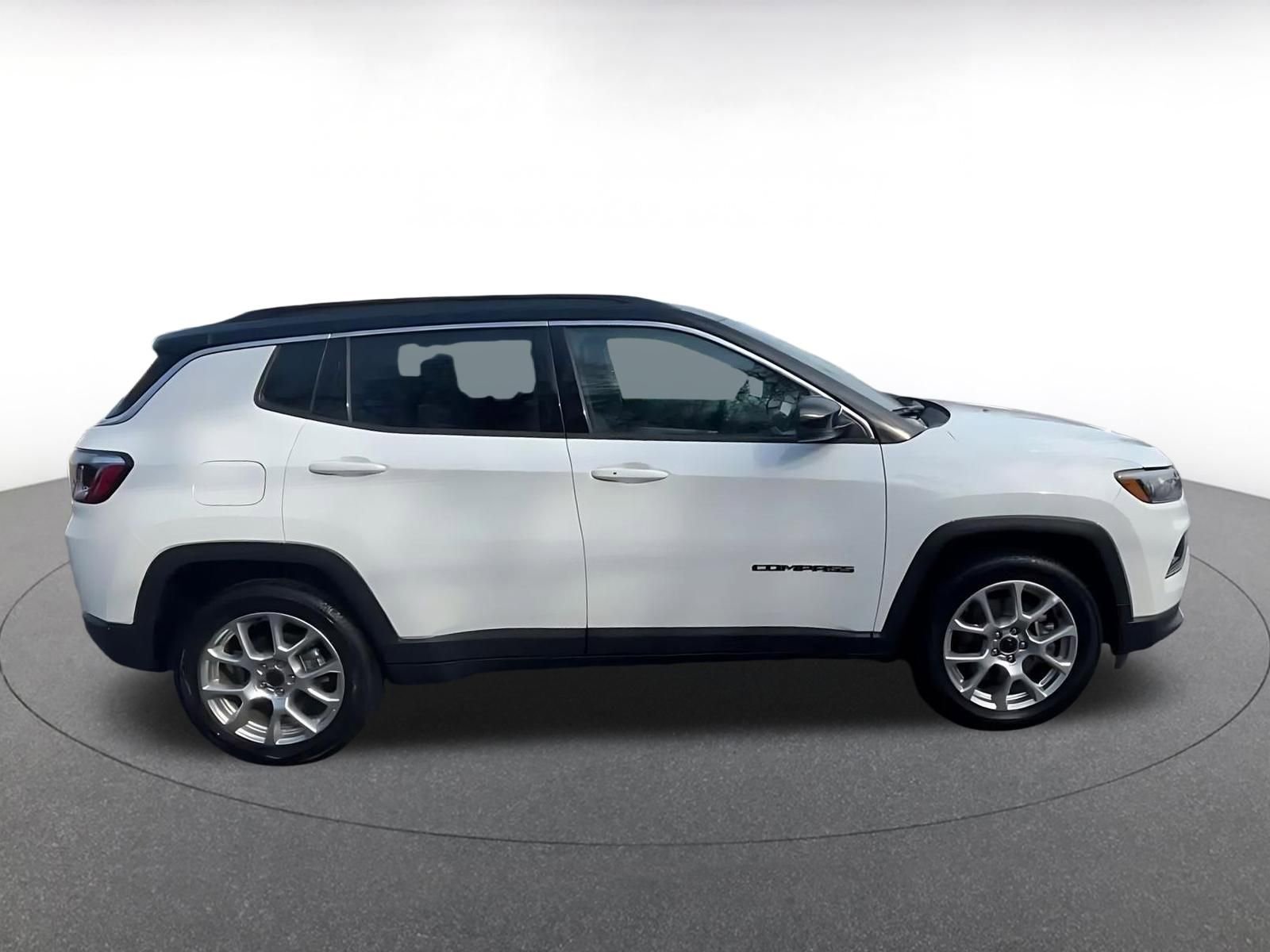 Thumbnail: 2025 Jeep Compass - 16