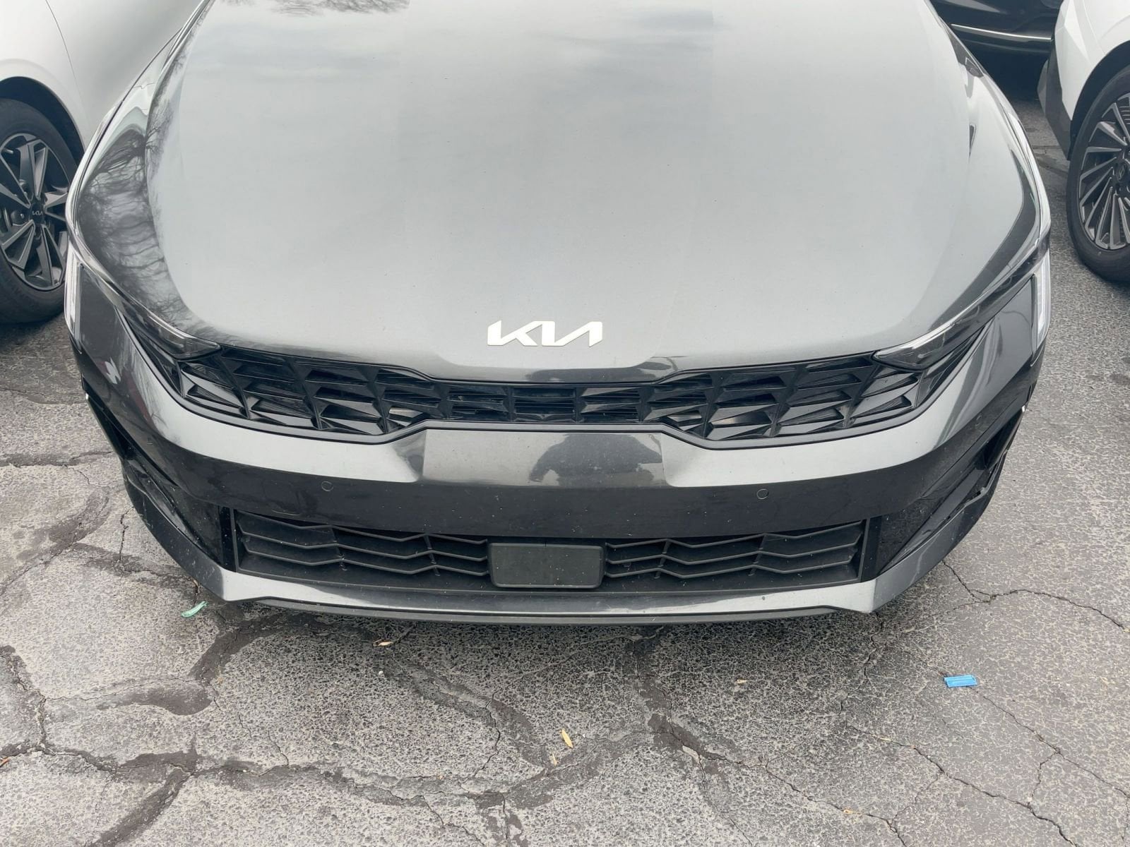 Thumbnail: 2023 Kia K5 - 3