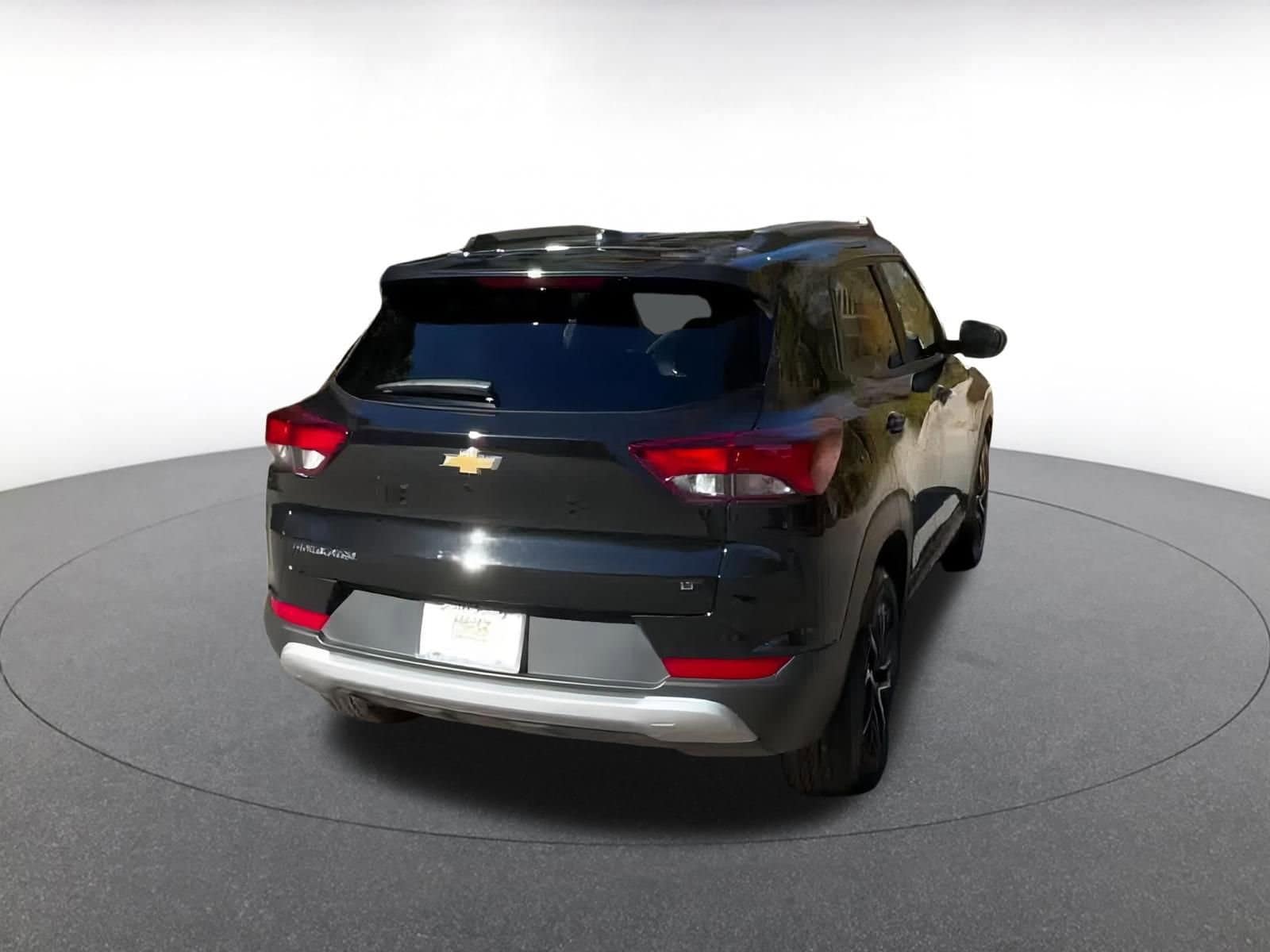 Thumbnail: 2025 Chevrolet TrailBlazer - 14