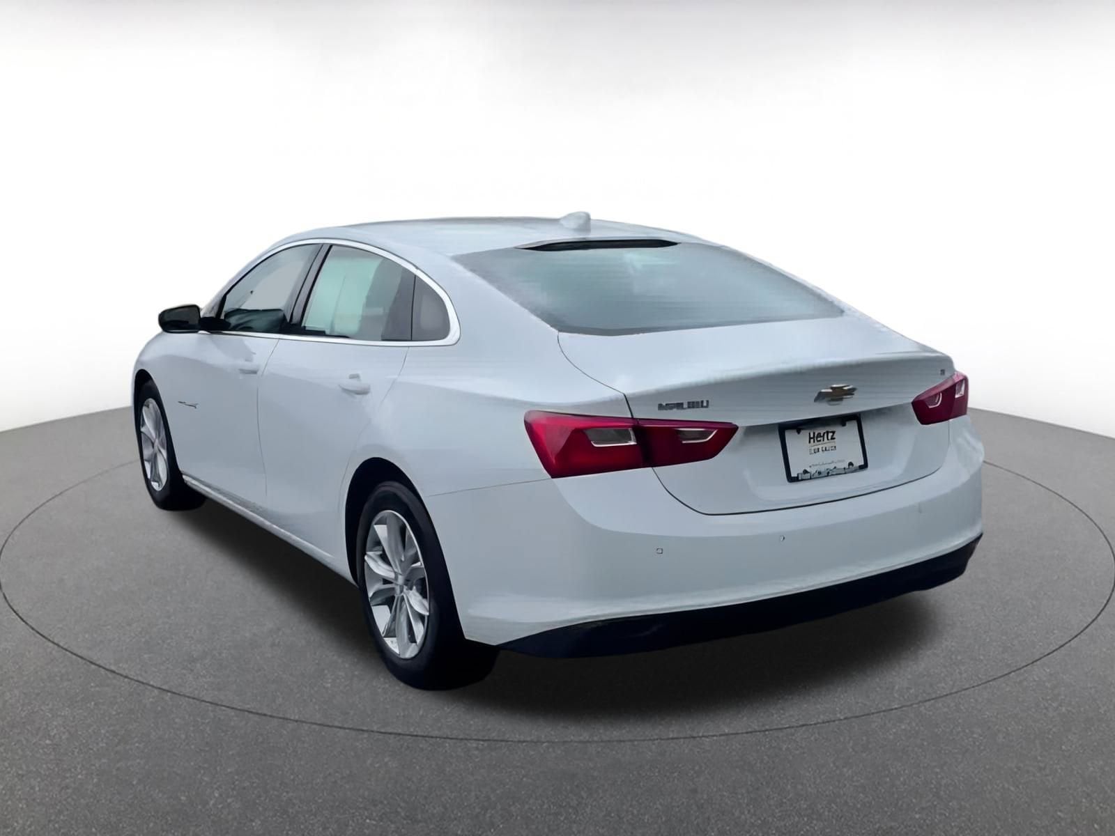 Thumbnail: 2024 Chevrolet Malibu - 11