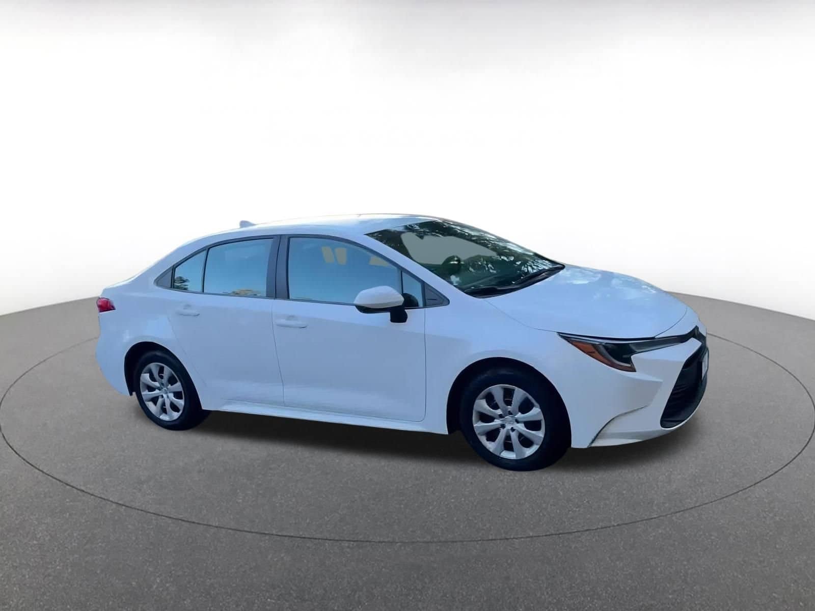 Thumbnail: 2025 Toyota Corolla - 2