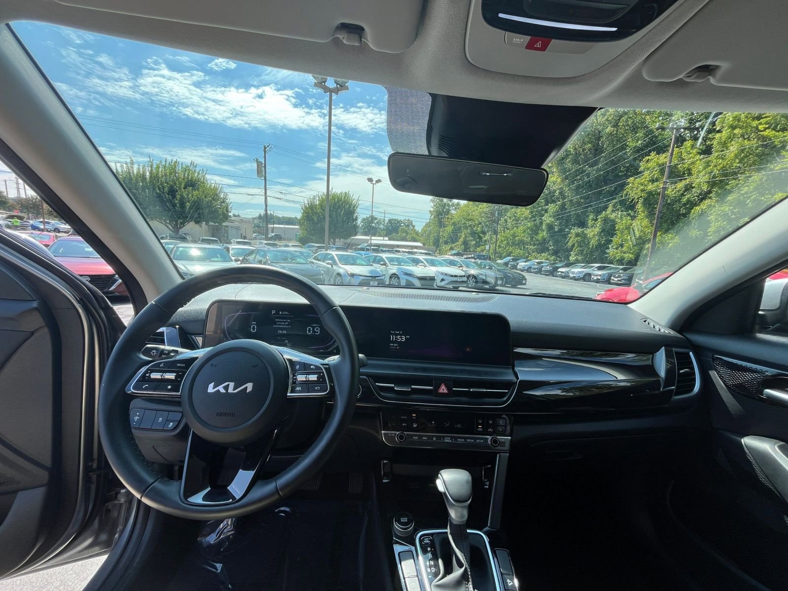 Thumbnail: 2025 Kia Seltos - 29