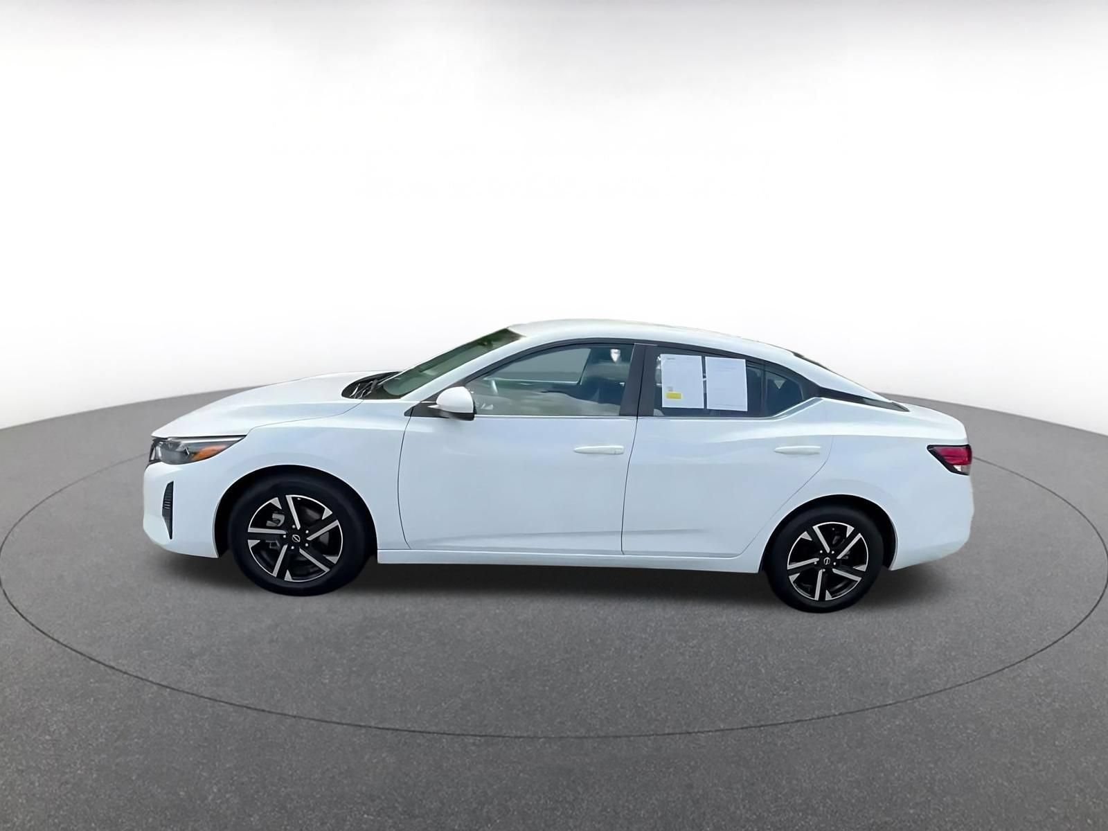 Thumbnail: 2025 Nissan Sentra - 8