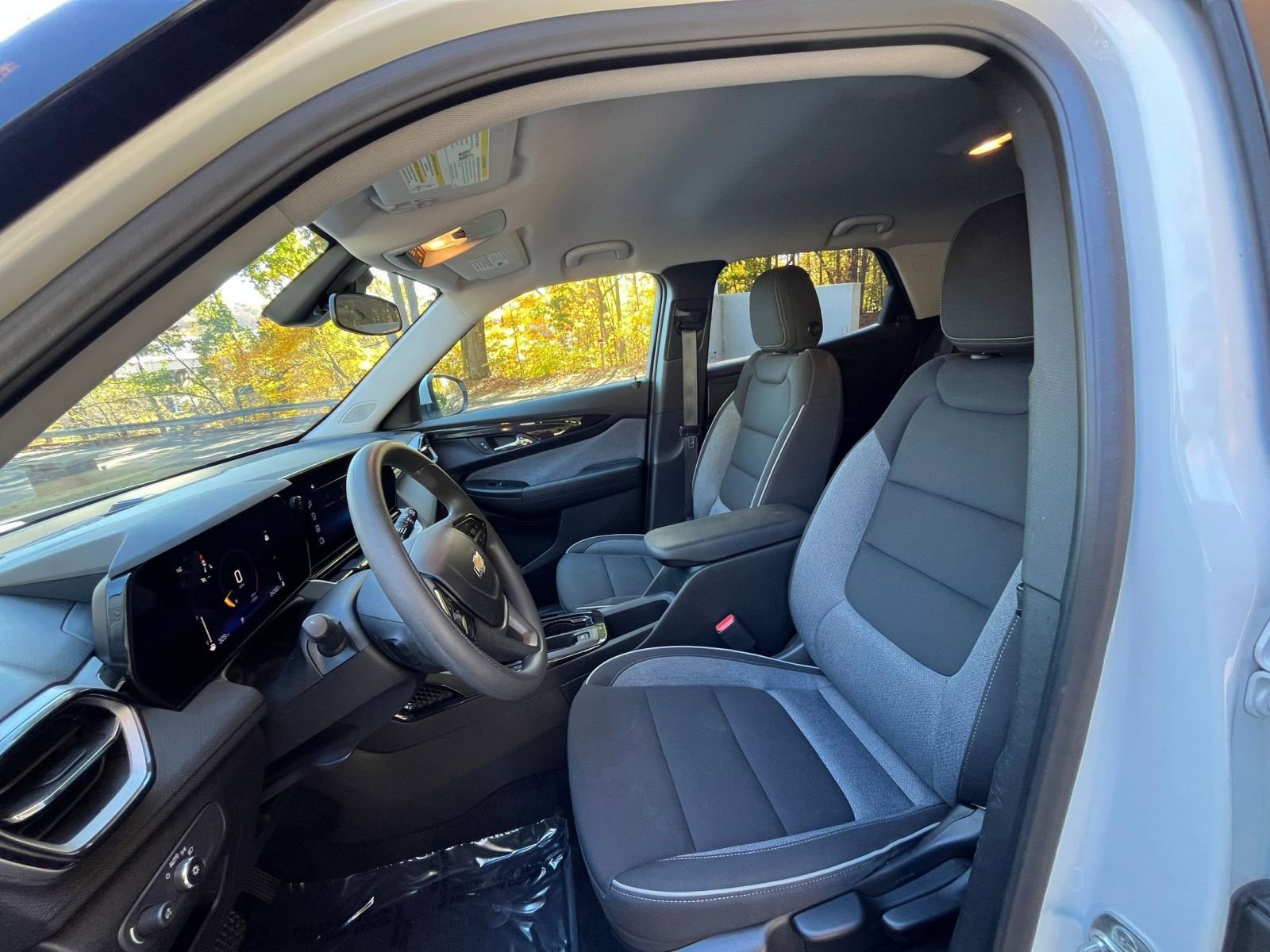 Thumbnail: 2025 Chevrolet TrailBlazer - 23