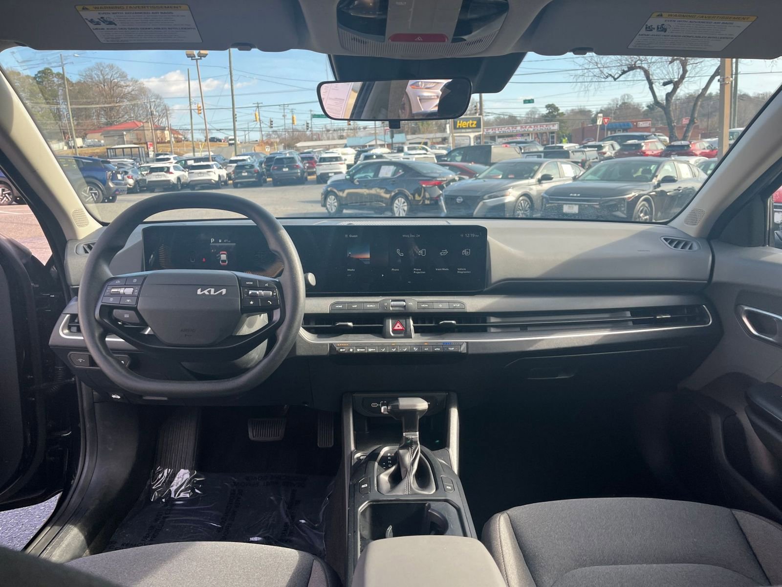 Thumbnail: 2025 Kia K4 - 28