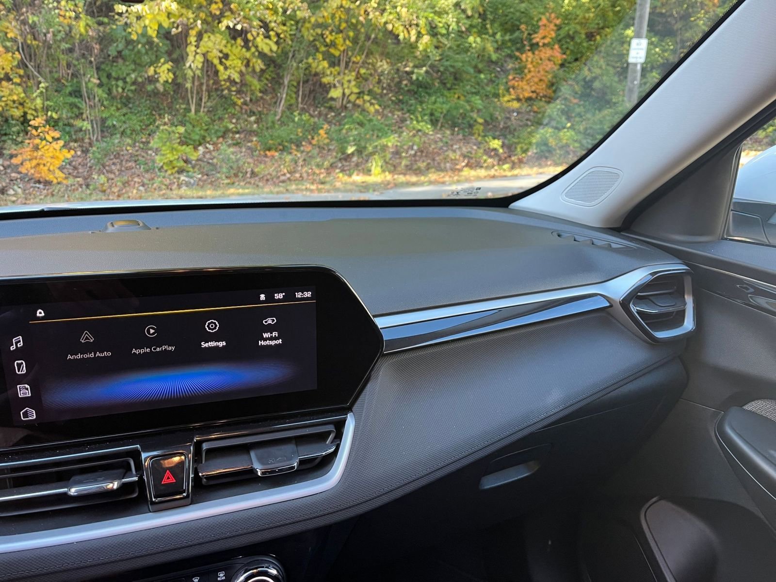 Thumbnail: 2025 Chevrolet TrailBlazer - 31