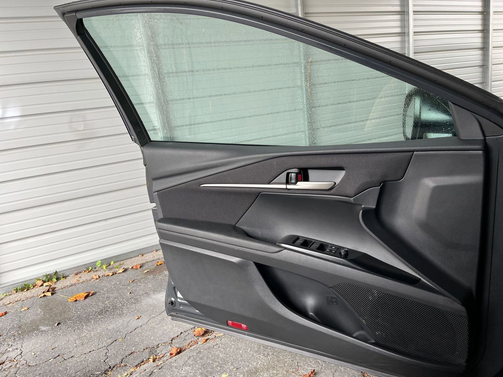 Thumbnail: 2025 Toyota Camry - 18