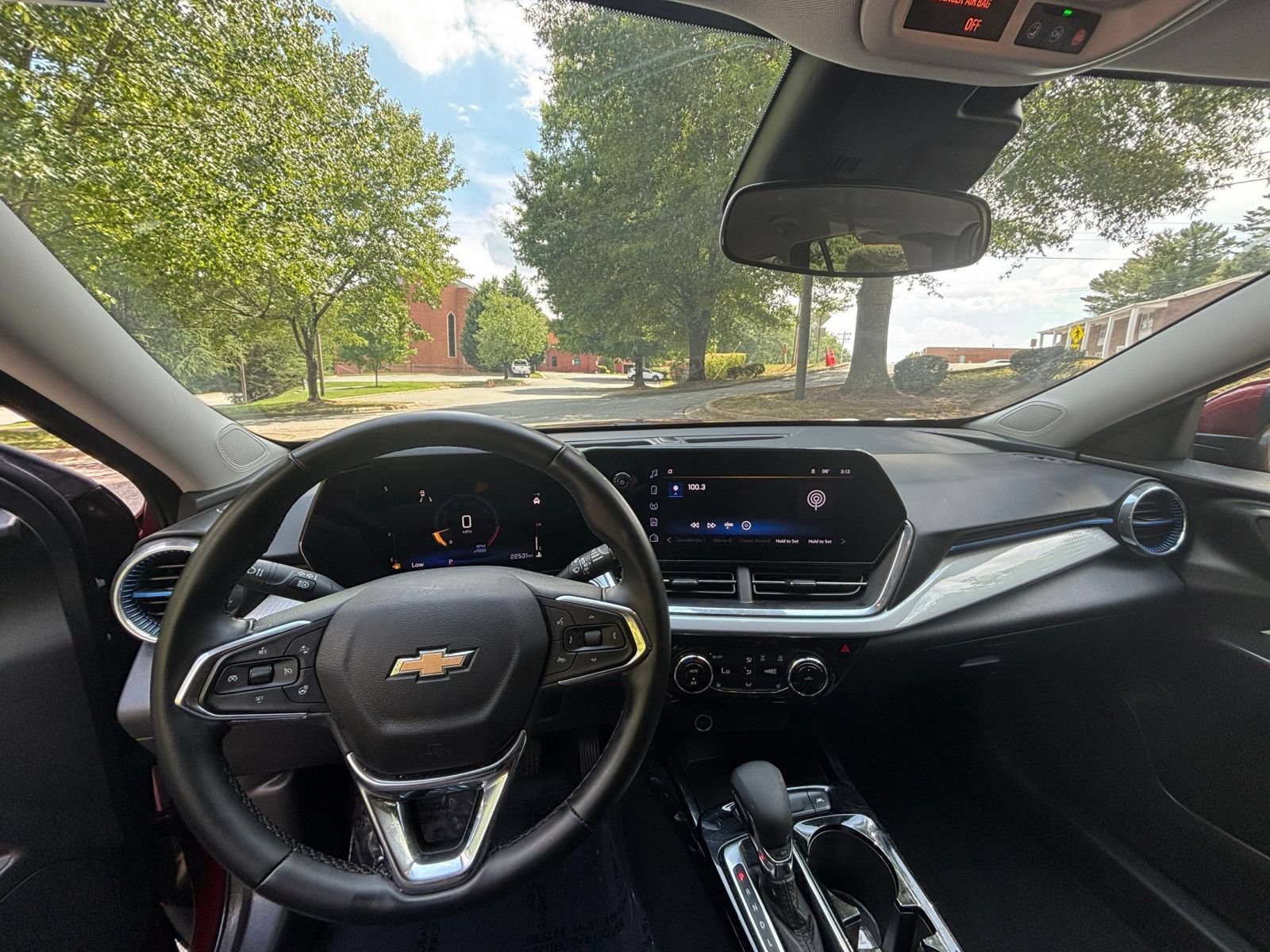 Thumbnail: 2025 Chevrolet Trax - 28