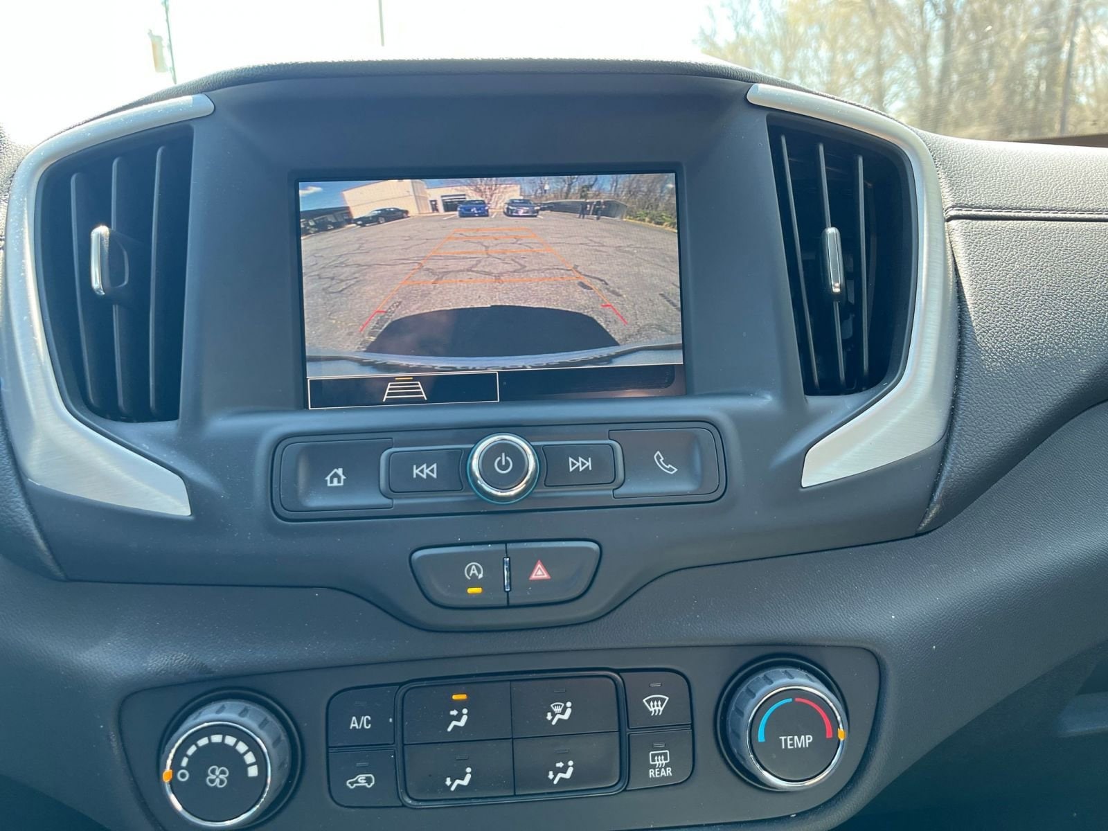 2024 GMC Terrain SLE 17