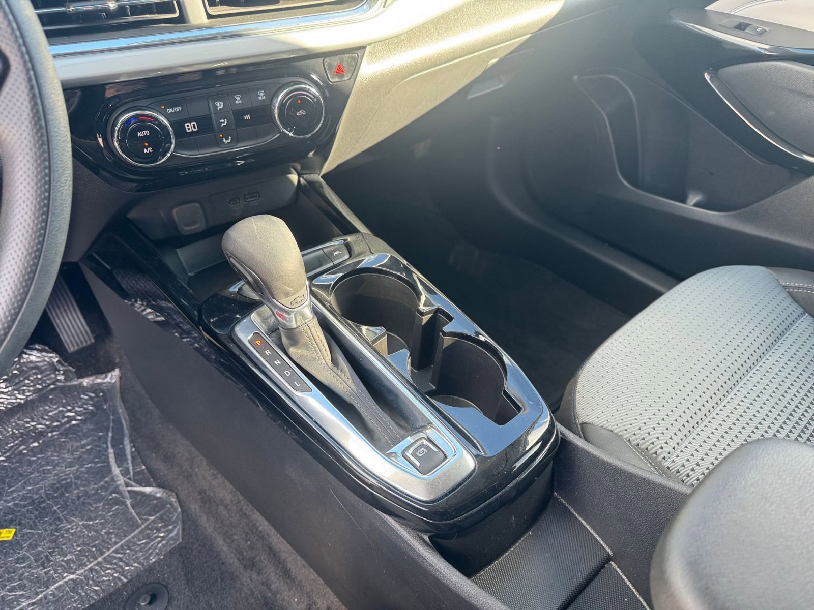 Thumbnail: 2025 Chevrolet Trax - 35