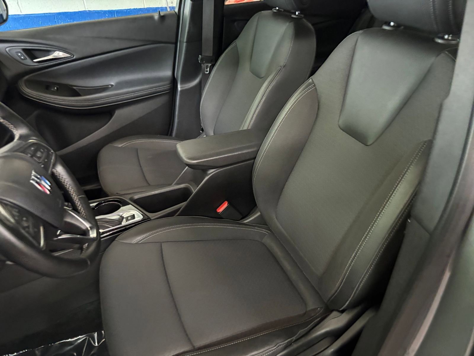 Thumbnail: 2025 Buick Encore GX - 22