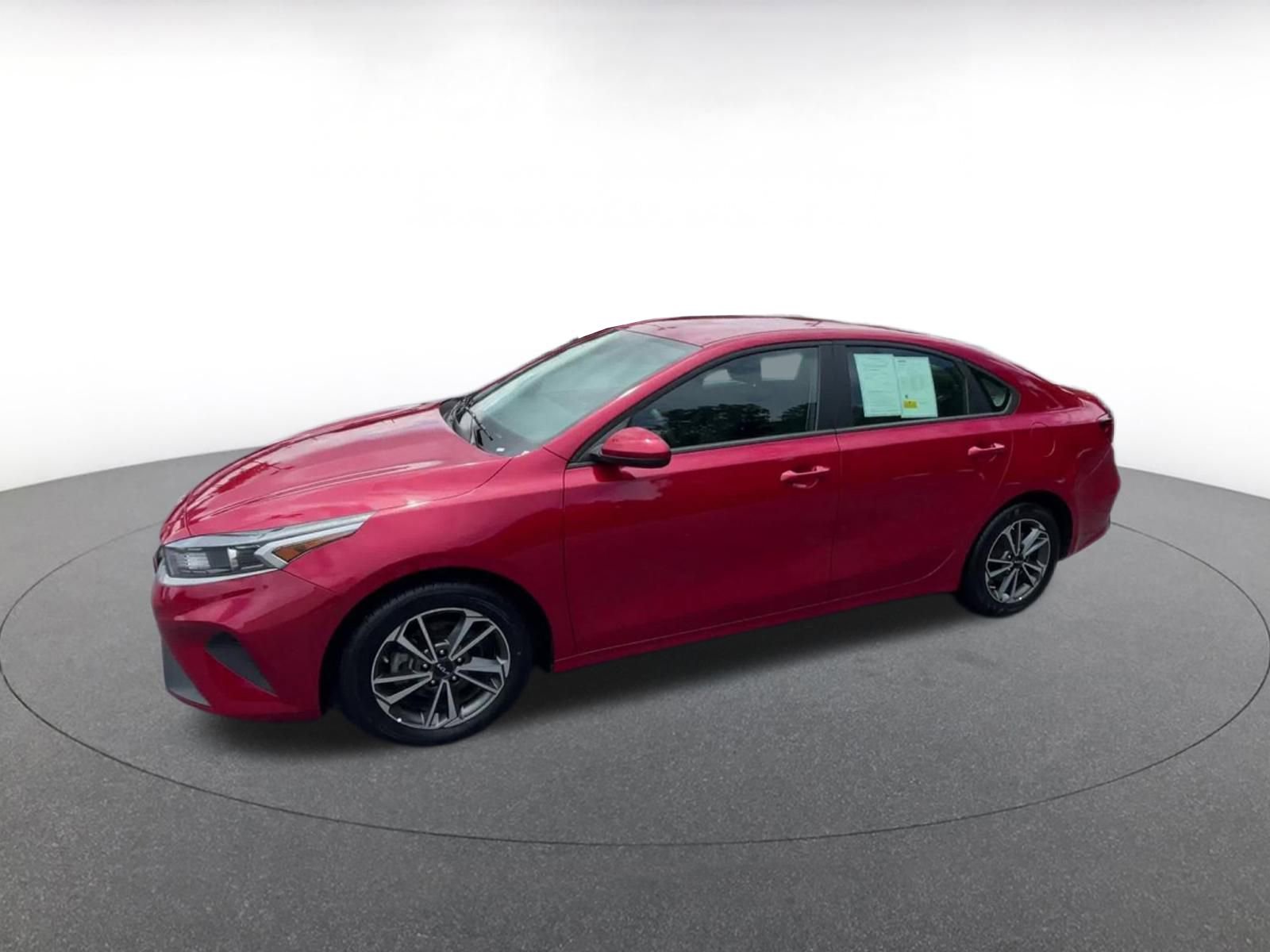 Thumbnail: 2023 Kia Forte - 6