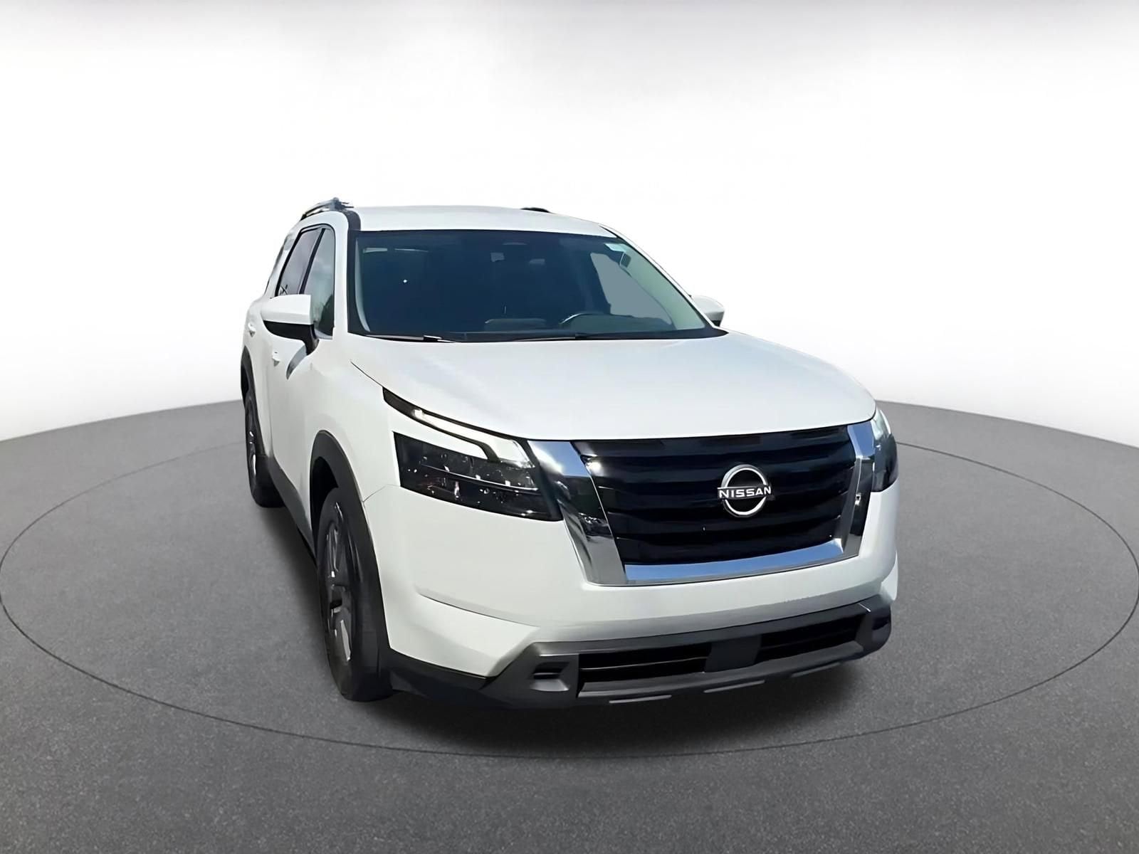Thumbnail: 2025 Nissan Pathfinder - 3
