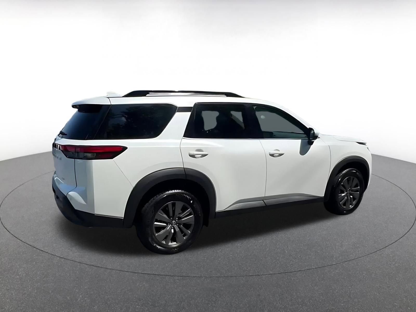 Thumbnail: 2025 Nissan Pathfinder - 15