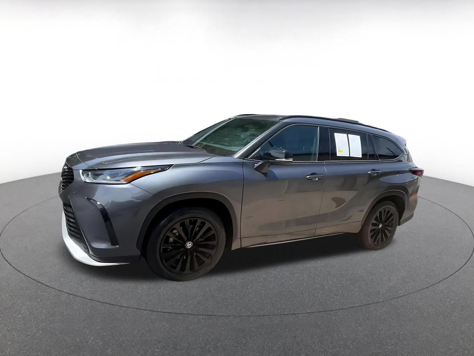 Thumbnail: 2025 Toyota Highlander - 8