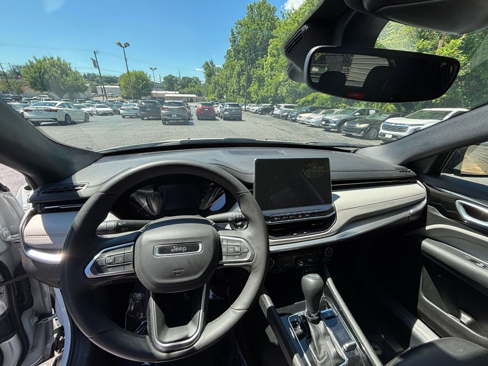 Thumbnail: 2025 Jeep Compass - 28