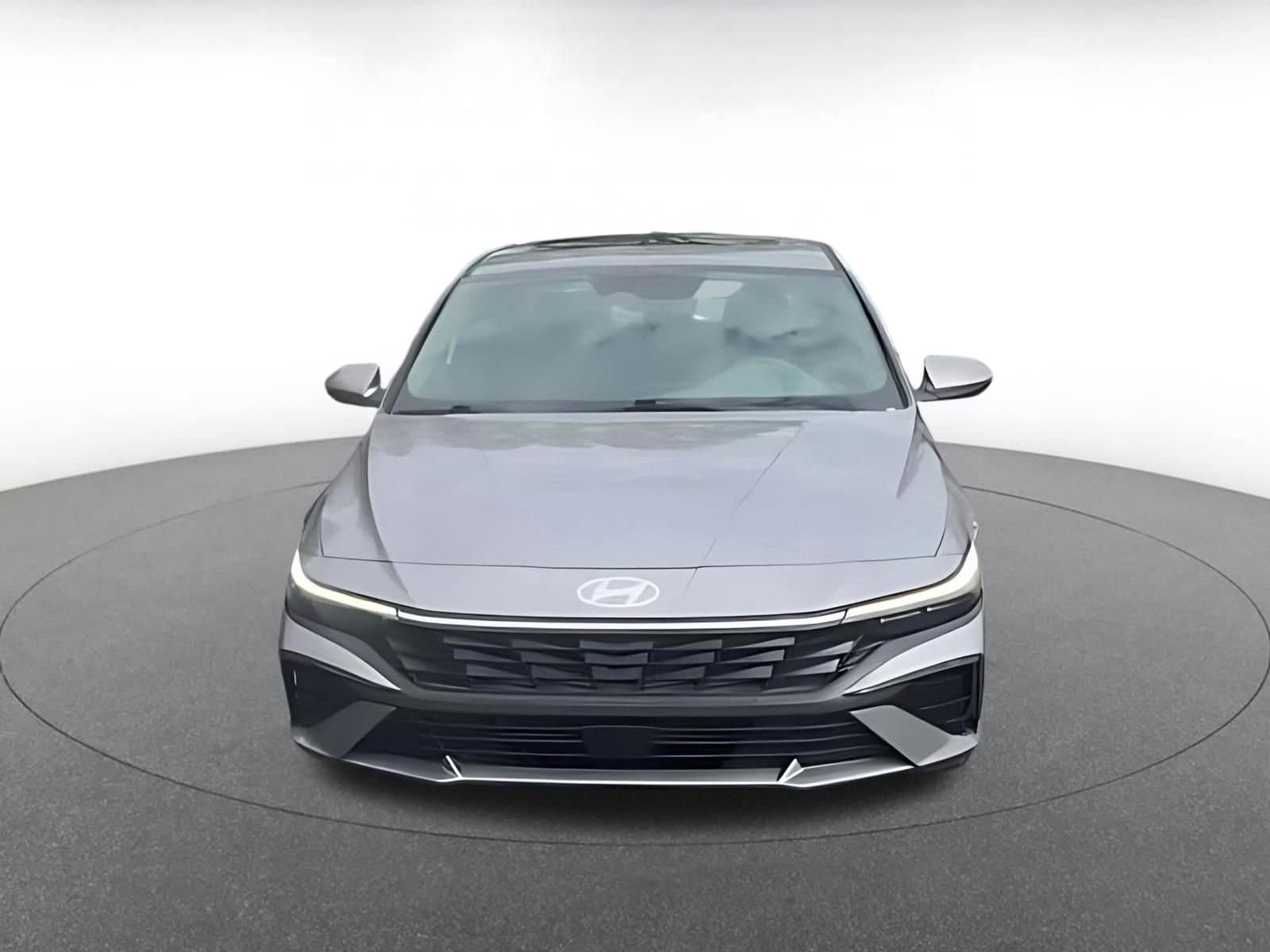 Thumbnail: 2025 Hyundai Elantra - 4