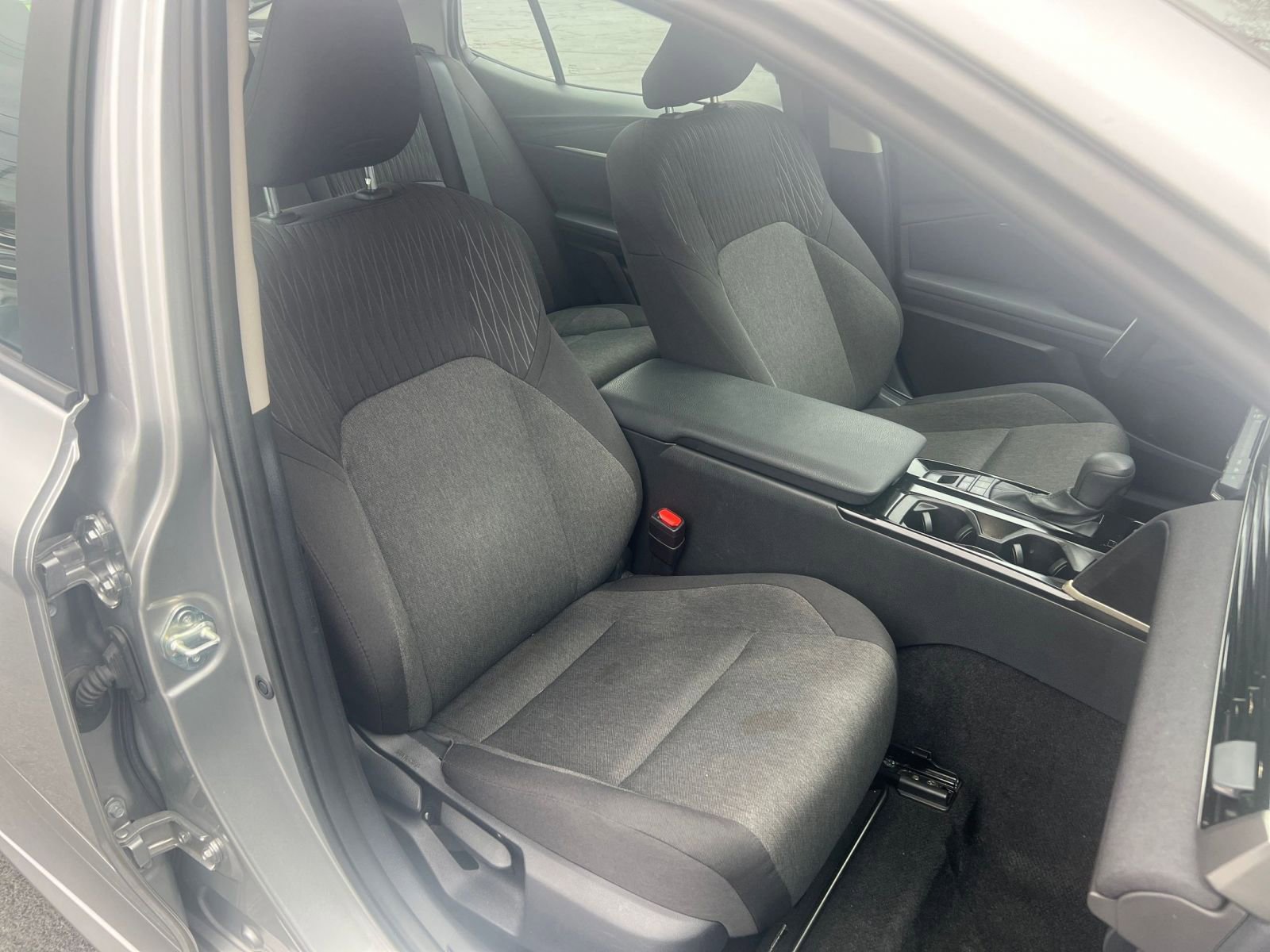 Thumbnail: 2025 Toyota Camry - 31