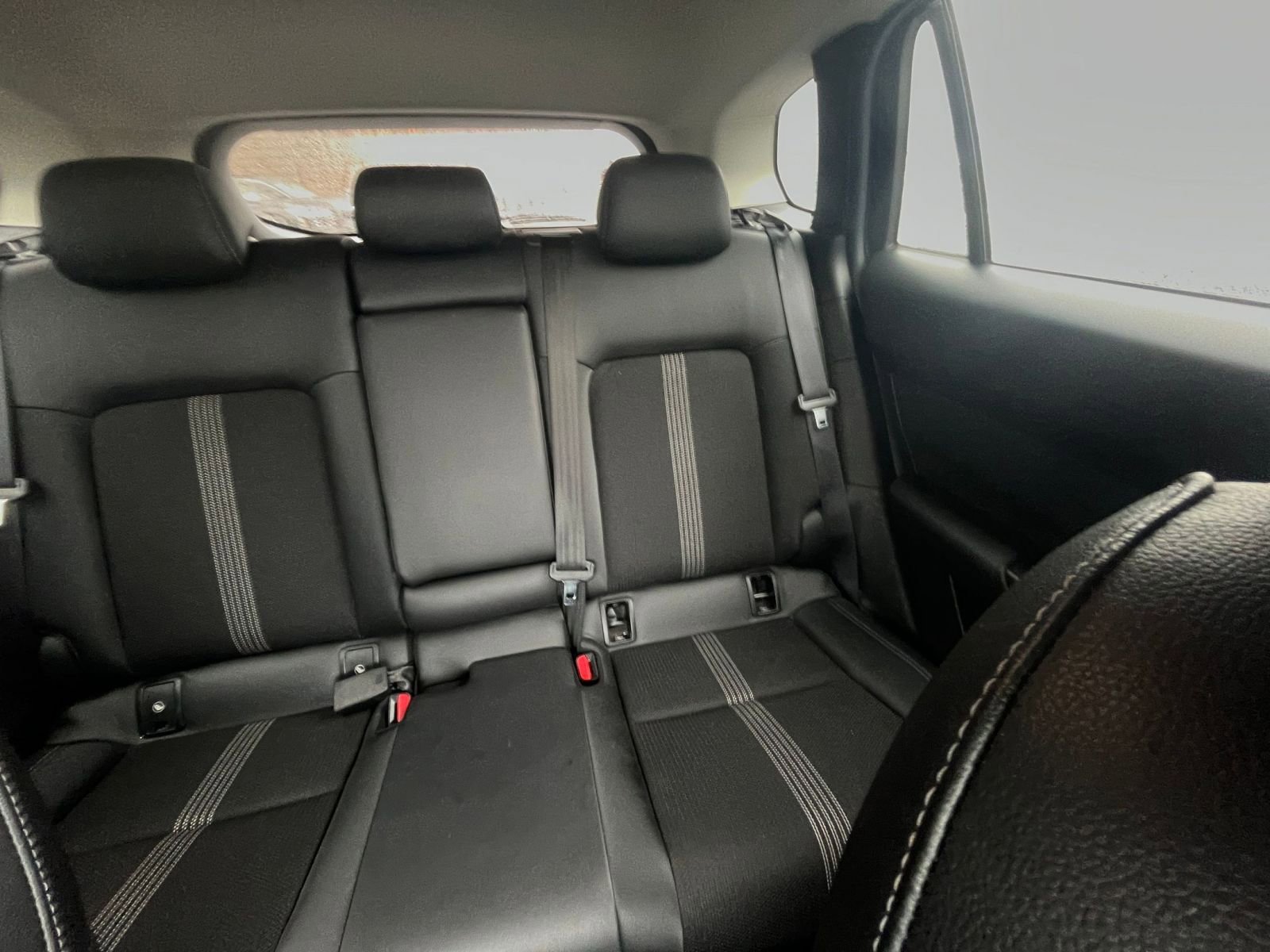 Thumbnail: 2025 Mazda CX-50 - 31