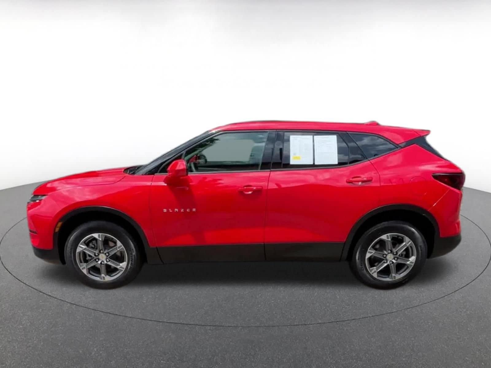 Thumbnail: 2026 Chevrolet Blazer - 9