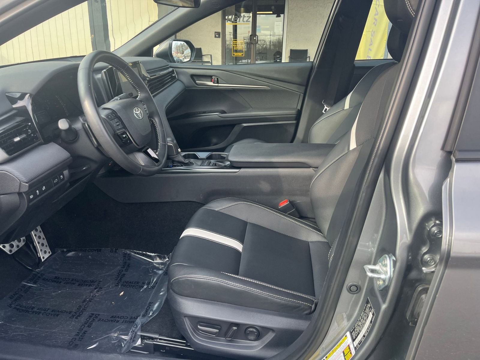 Thumbnail: 2025 Toyota Camry - 21