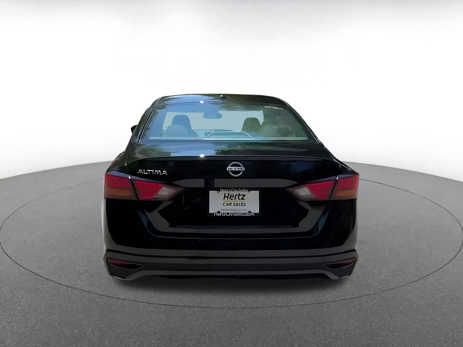 Thumbnail: 2025 Nissan Altima - 16