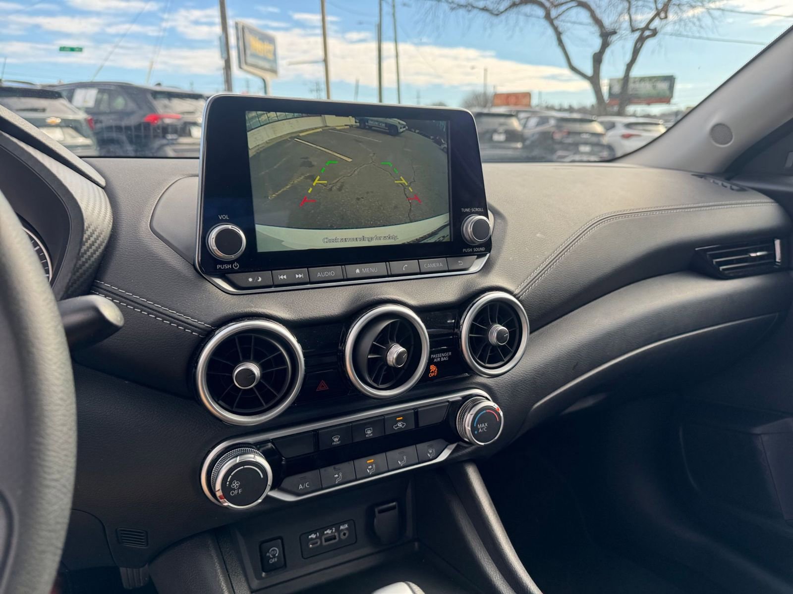 Thumbnail: 2025 Nissan Sentra - 17