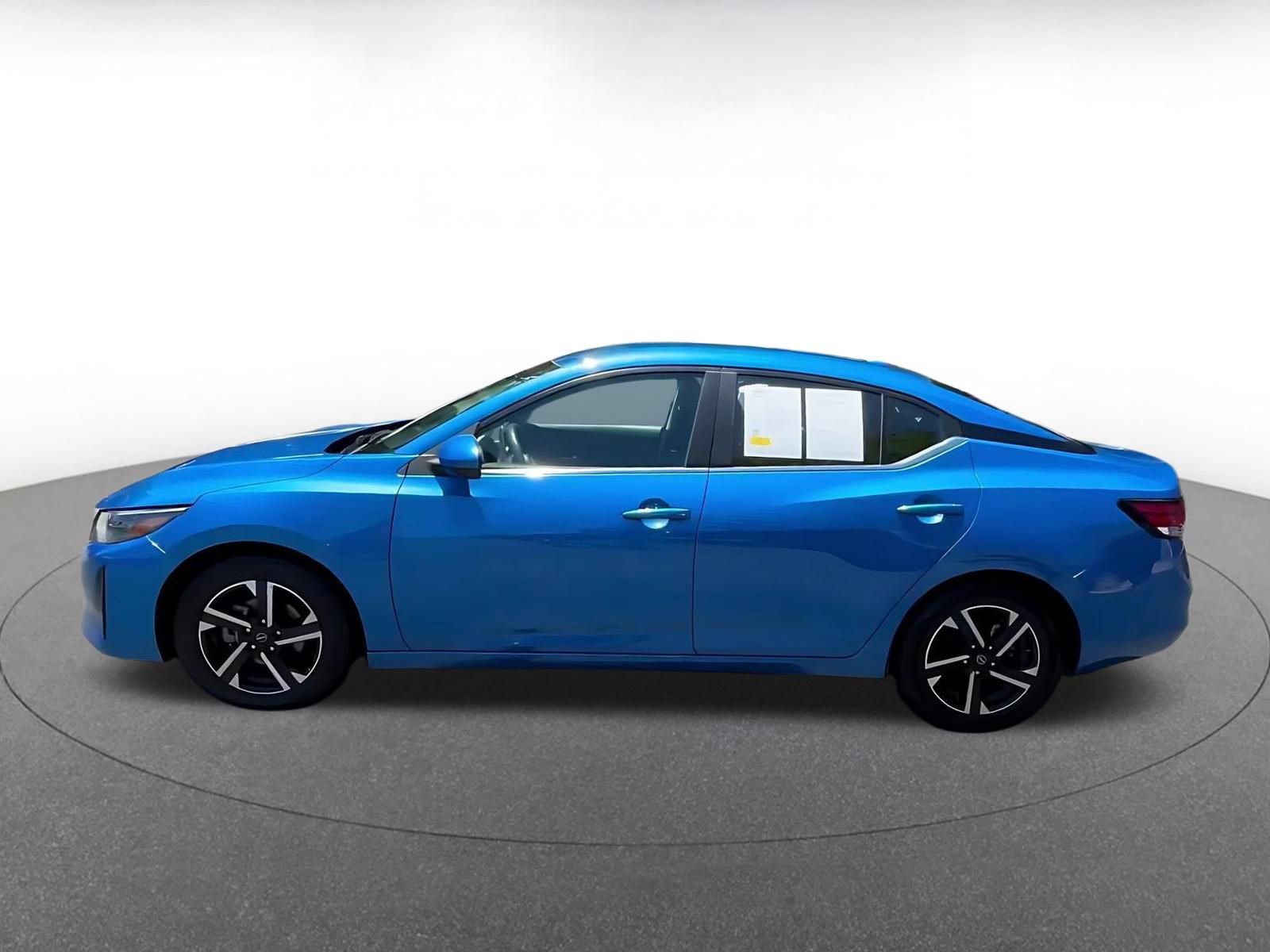 Thumbnail: 2024 Nissan Sentra - 9