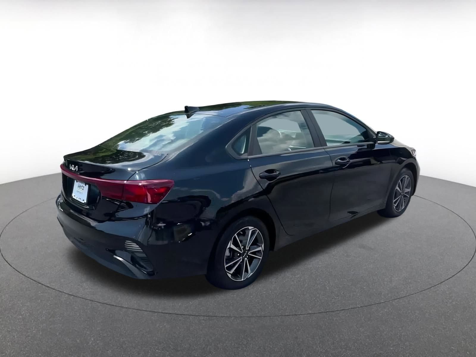 Thumbnail: 2024 Kia Forte - 15