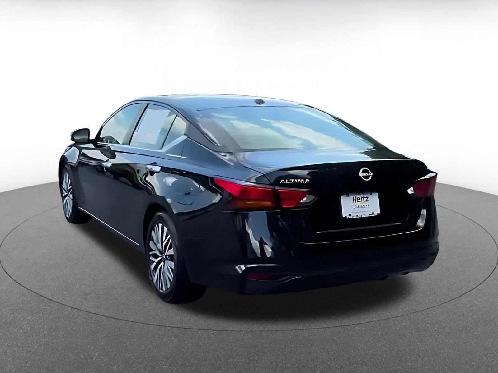 Thumbnail: 2025 Nissan Altima - 11