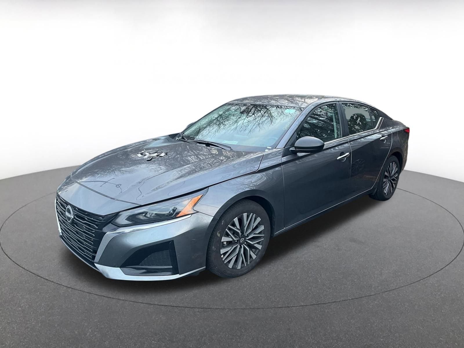 Thumbnail: 2025 Nissan Altima - 6