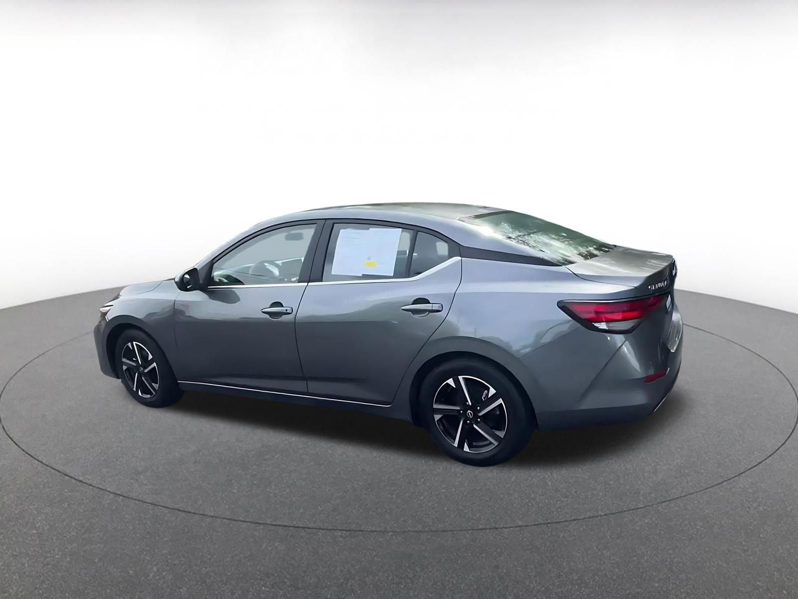 Thumbnail: 2025 Nissan Sentra - 10