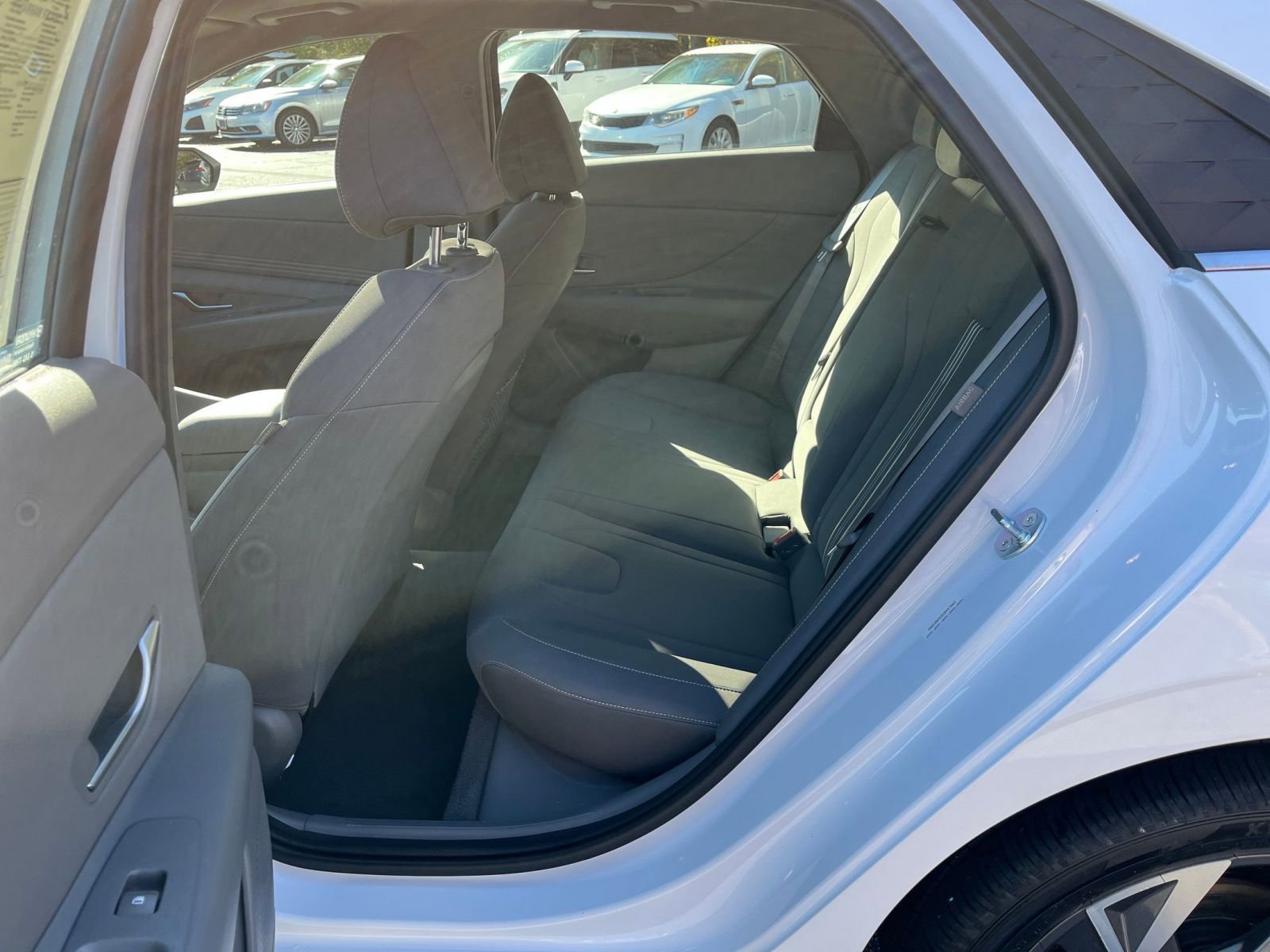 Thumbnail: 2025 Hyundai Elantra - 21