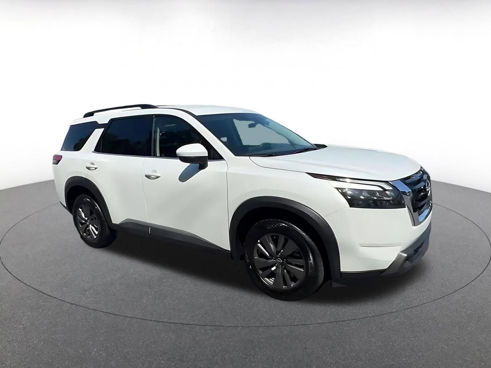 Thumbnail: 2025 Nissan Pathfinder - 2