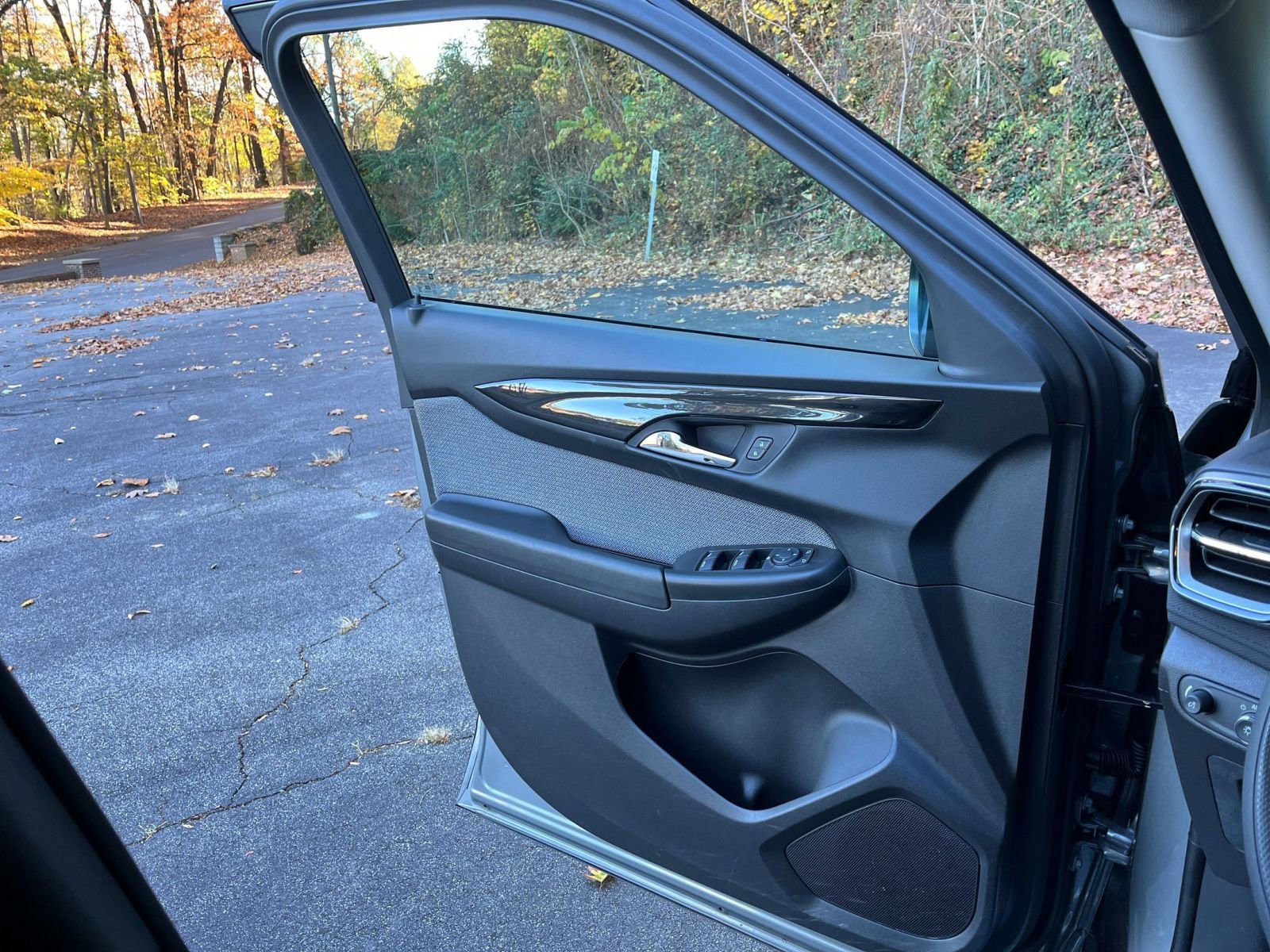 Thumbnail: 2025 Chevrolet TrailBlazer - 18